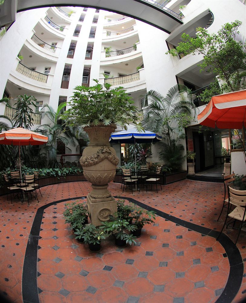 Ibc Hotels & Resorts Pvt. Ltd. バンガロール エクステリア 写真
